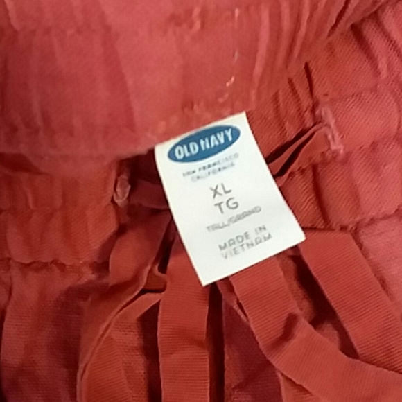 XL Old Navy Red Pants - Picture 3 of 6